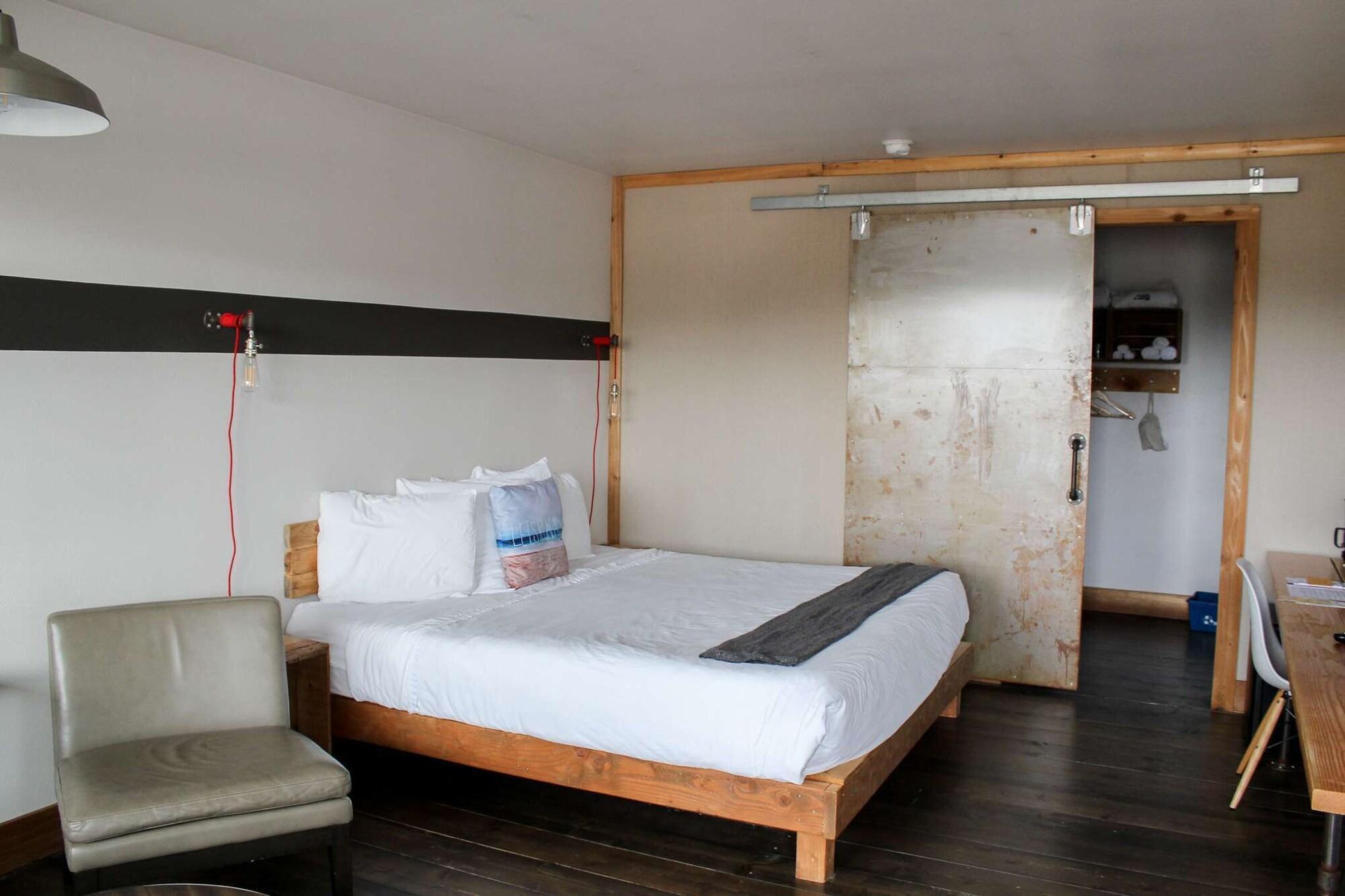 Ashore Hotel ซีไซด์ ภายนอก รูปภาพ